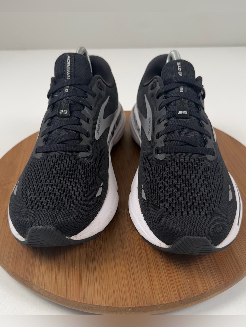Brooks Adrenaline GTS Black and White Men's Running Shoes - Picture 2 of 10